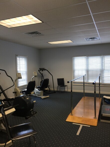 More Photos Of 51 Grove St, Chester Office For Lease