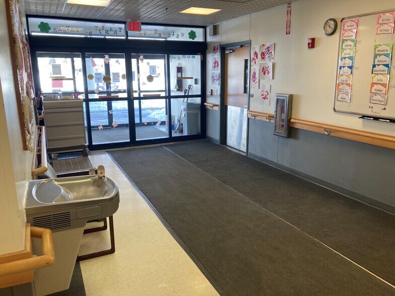 More Photos Of 6221 Transit Rd, Depew Office For Sale