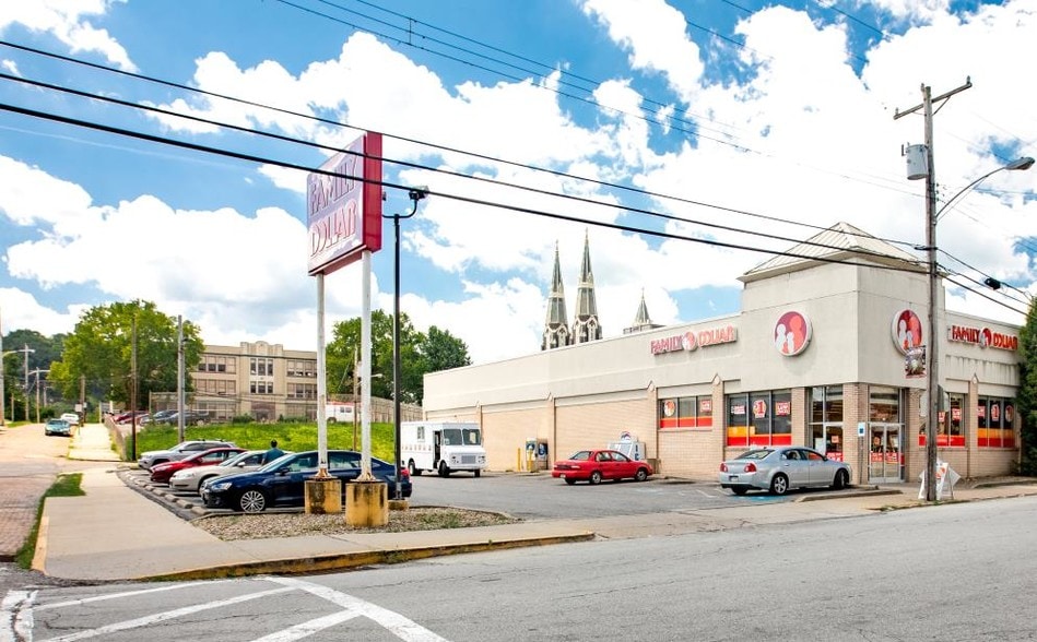 More Photos Of 821 Chartiers Ave, McKees Rocks Freestanding For Sale