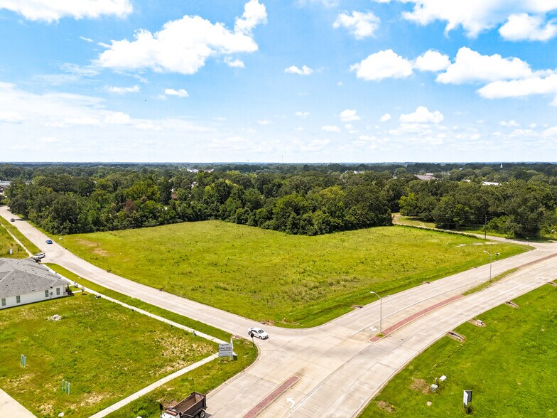 More Photos Of Bob Odom, Zachary Land For Sale