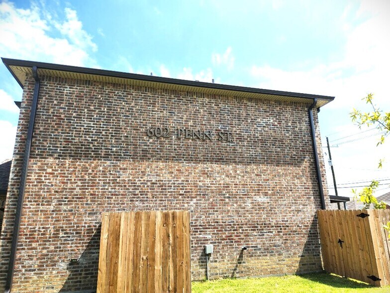 More Photos Of 602 Penn St, Lake Charles Apartments For Sale