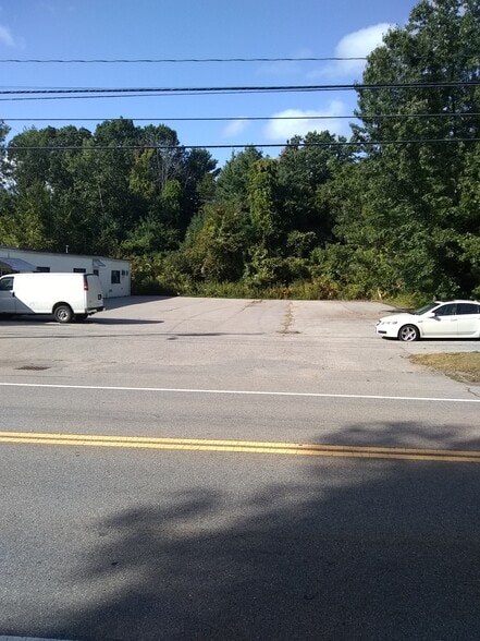 More Photos Of 67 W Main St, Merrimac Warehouse For Lease
