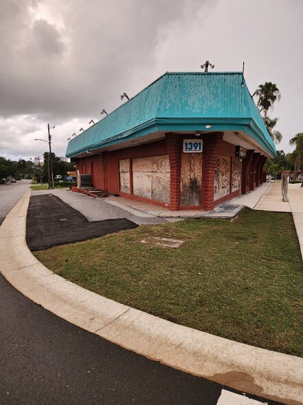 More Photos Of 1391 Gulf To Bay Blvd, Clearwater Convenience Store For Sale