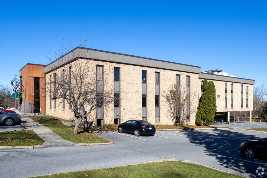 20 Kimball Ave, South Burlington, VT 05403 Office For Sale