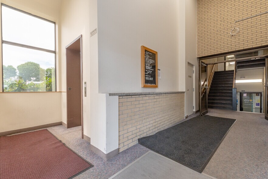 More Photos Of , Waltham Unknown For Sale