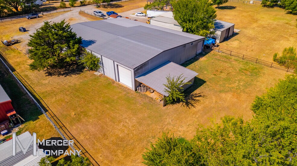 More Photos Of 12683 Rendon Rd, Burleson Manufacturing For Sale