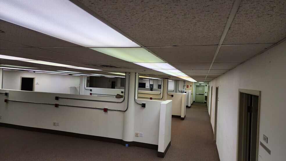 More Photos Of 2765 Salk Ave, Richland Office For Sale