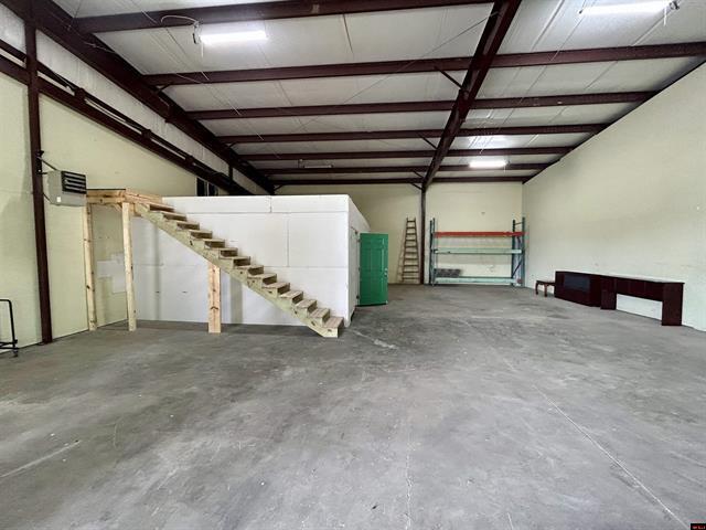 More Photos Of 1300 E Main St, Flippin Showroom For Sale