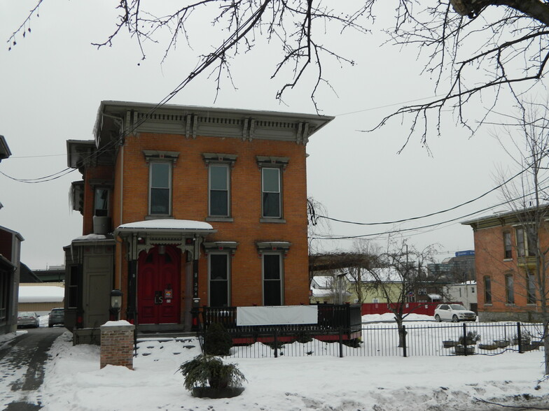 More Photos Of 304 Hawley Ave, Syracuse Restaurant For Lease