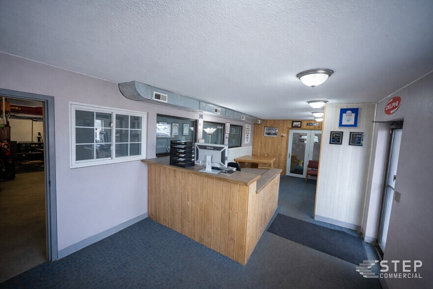 More Photos Of 2339 E Mulberry St, Fort Collins Freestanding For Sale