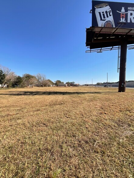 More Photos Of I 45, La Marque Land For Sale