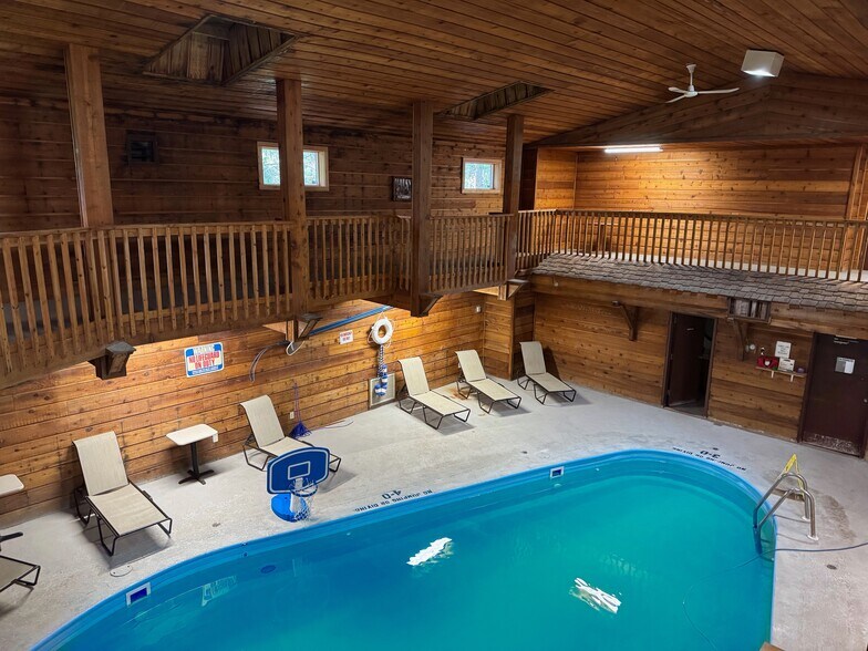 More Photos Of 9966 N State Road 27, Hayward Hotel For Sale