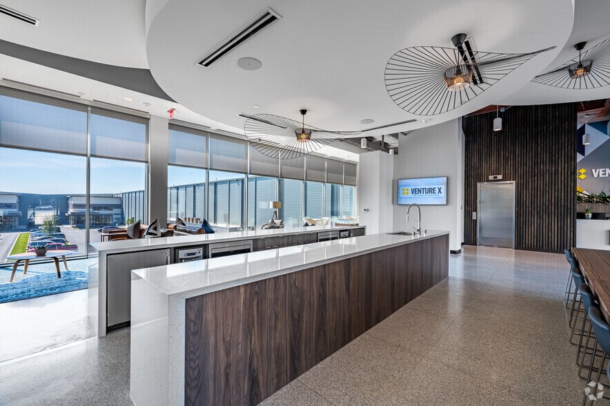 More Photos Of 7701 Lemmon Ave, Dallas Coworking Space
