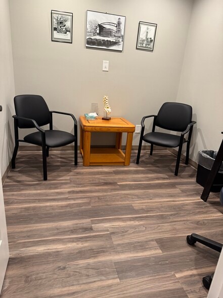 More Photos Of 110 Turner St, Southern Pines Medical For Lease
