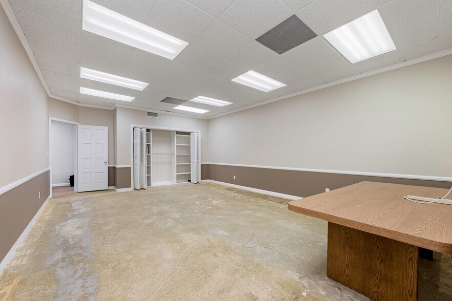 More Photos Of 1082 Redondo Ave, Long Beach Office For Sale