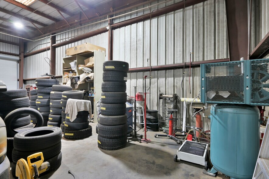 More Photos Of 3050 Farm To Market 2920 Rd, Spring Auto Repair For Sale