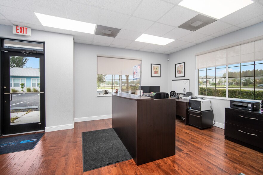 More Photos Of 6812 W Linebaugh Ave, Tampa Medical For Sale