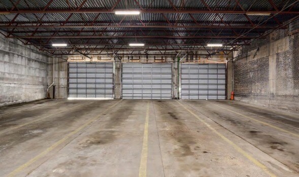 More Photos Of 2330-2340 S Indiana Ave, Chicago Warehouse For Sale