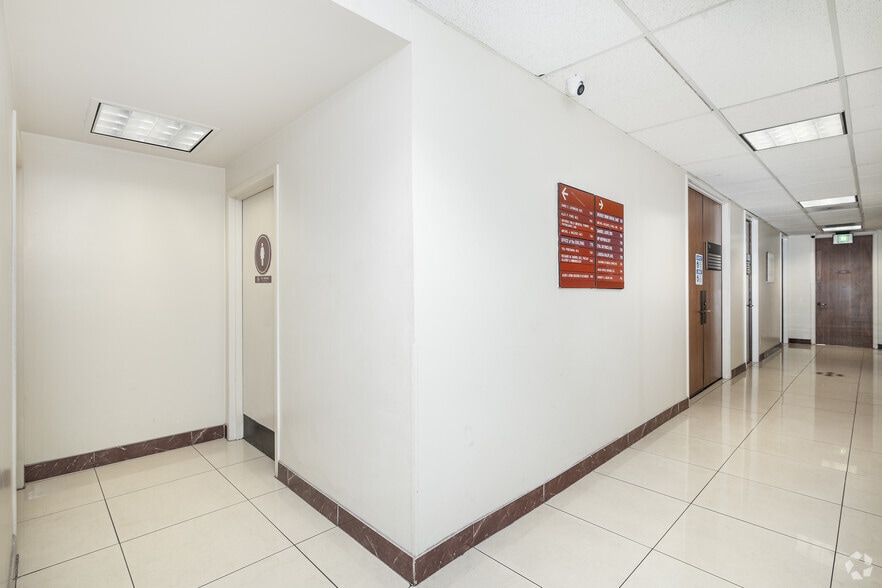 More Photos Of 1125 S Beverly Dr, Los Angeles Medical For Lease