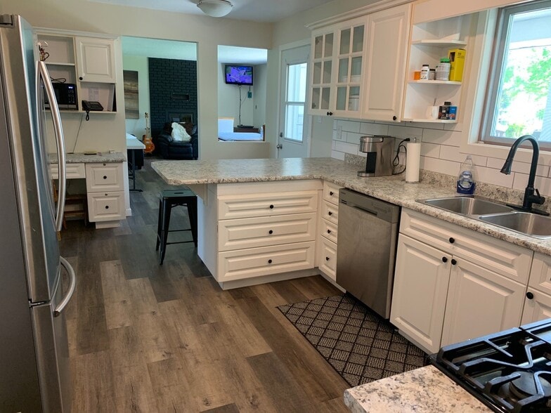 More Photos Of 9180 Cariboo Hwy, Prince George Trailer Camper Park For Sale