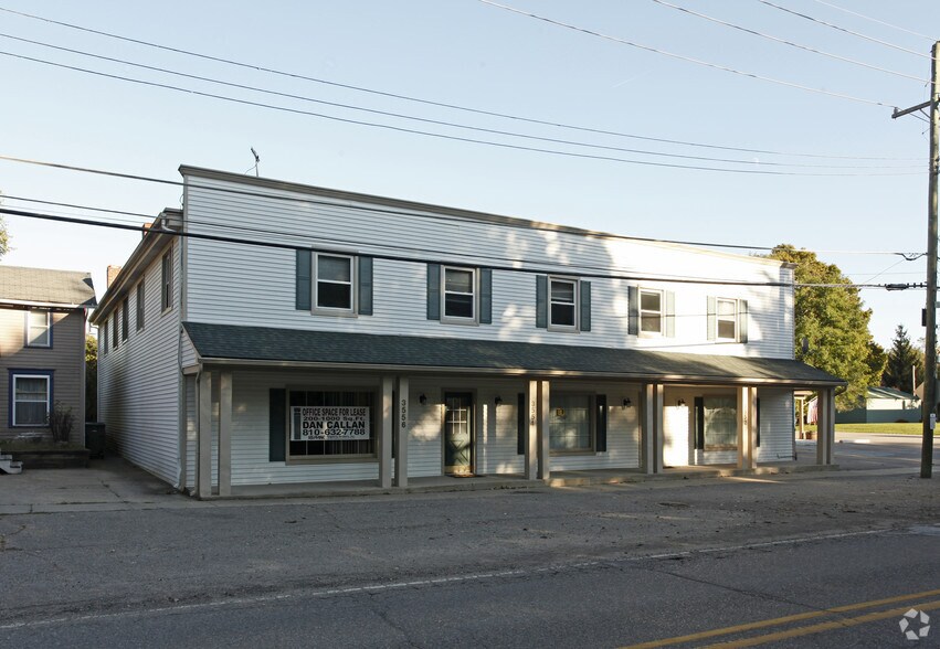 More Photos Of 3552-3556 Avon St, Hartland Medical For Lease