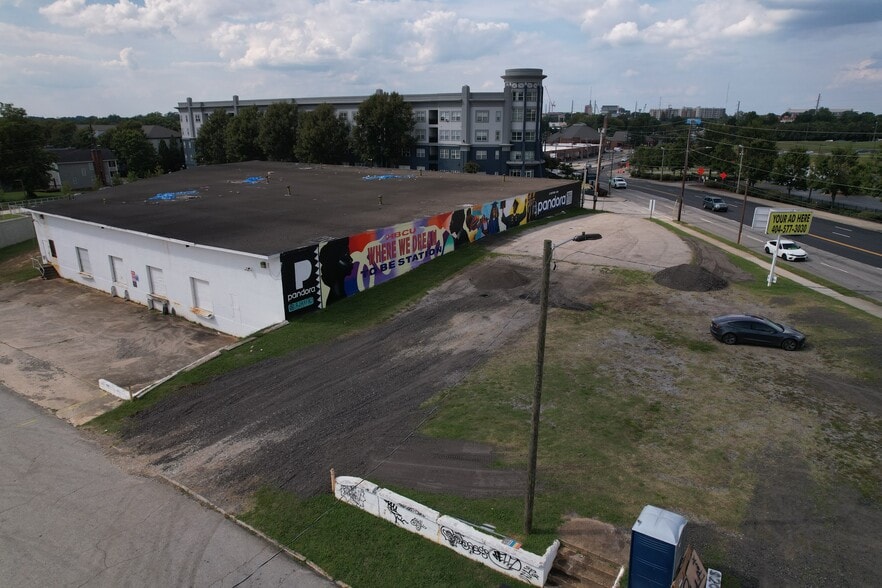 More Photos Of 517 Jones Ave NW, Atlanta Freestanding For Lease