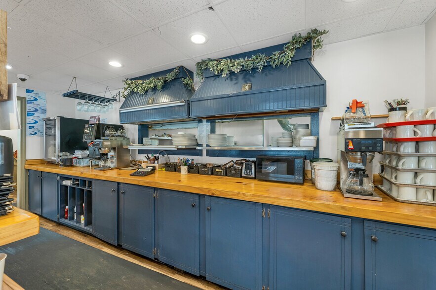 More Photos Of 13 Main St, Goffstown Restaurant For Sale