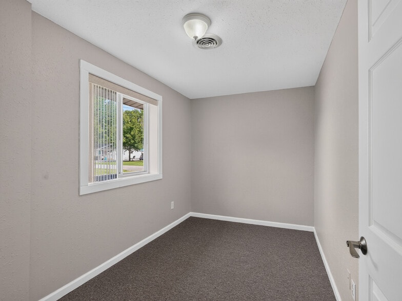 More Photos Of 200 S 4th St, Kawkawlin Assisted Living For Sale