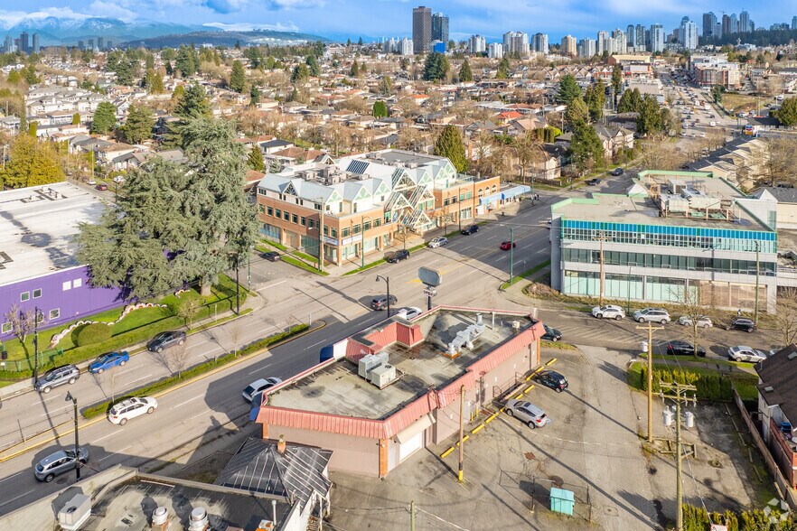 More Photos Of 2790 Kingsway, Vancouver Restaurant For Lease