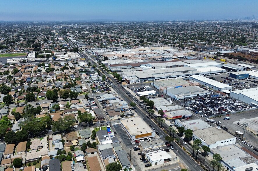 More Photos Of 4460 Firestone Blvd, South Gate Storefront For Sale