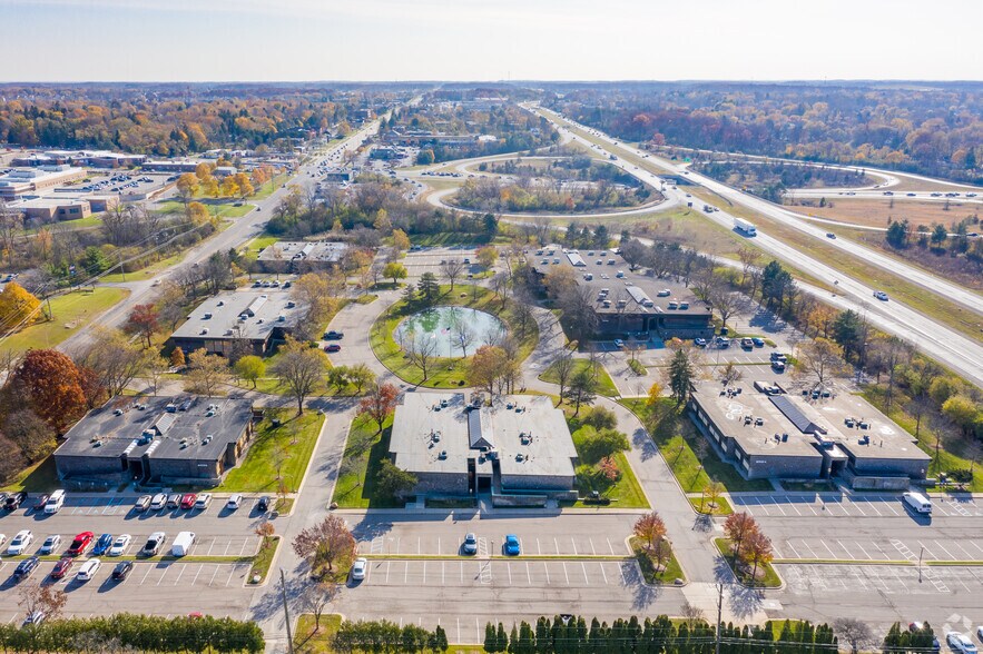 More Photos Of 2000 Hogback Rd, Ann Arbor Coworking Space