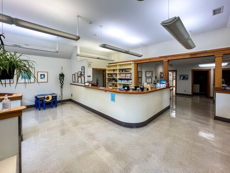 More Photos Of 1275 Tunnel Rd, Asheville Medical For Sale