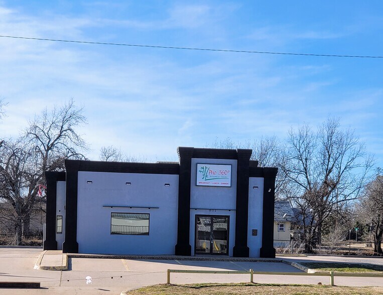 Primary Photo Of 801 SW 11th St, Lawton Restaurant For Sale