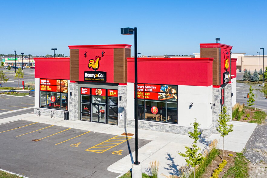 Primary Photo Of 5671 Hazeldean Rd, Ottawa Fast Food For Lease