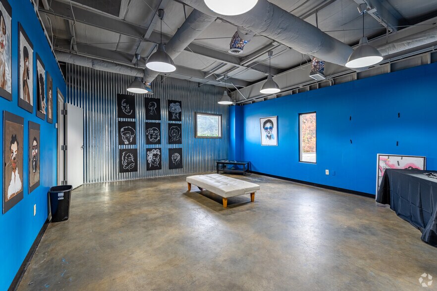 More Photos Of 351 Marietta St NW, Atlanta Service For Sale