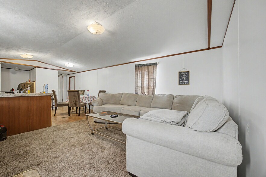 More Photos Of 14165 W Cooksey Rd, Crescent Industrial For Sale