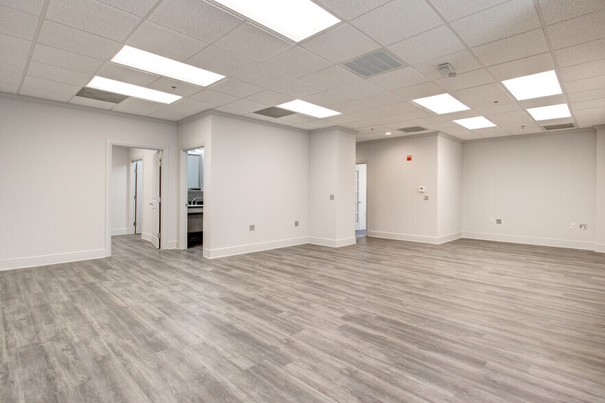 More Photos Of 1670 Keller Pky, Keller Loft Creative Space For Lease