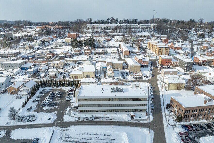More Photos Of 221 7th St, Pittsburgh Office For Lease