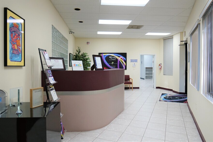 More Photos Of 1455 W Newport Center Dr, Deerfield Beach Warehouse For Sale