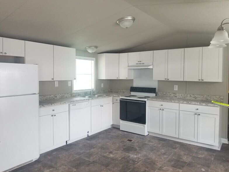 More Photos Of , Winder Multifamily For Sale