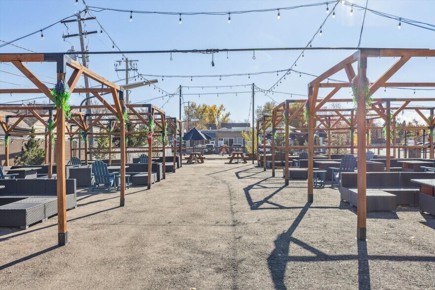 More Photos Of 6875 W 38th Ave, Wheat Ridge General Retail For Lease