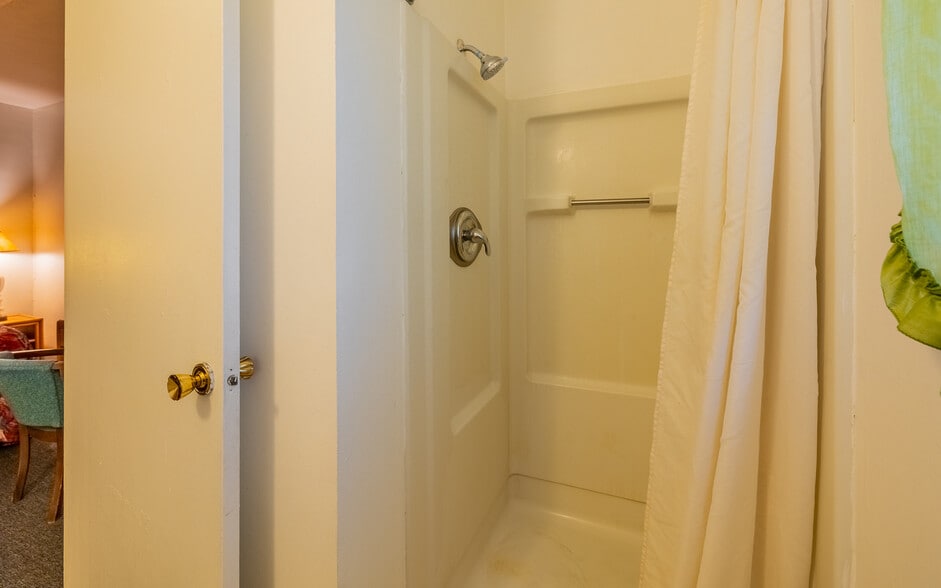More Photos Of 3526 E Benson Hwy, Tucson Hotel For Sale