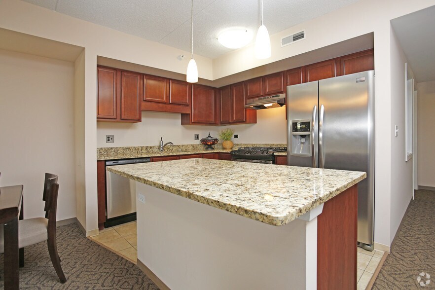 More Photos Of 1255 Town Center Rd, Vernon Hills Apartments For Lease