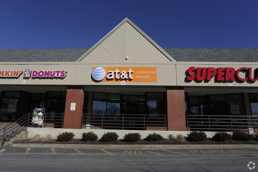 More Photos Of 3-21 Paradise Rd, Salem Unknown For Lease