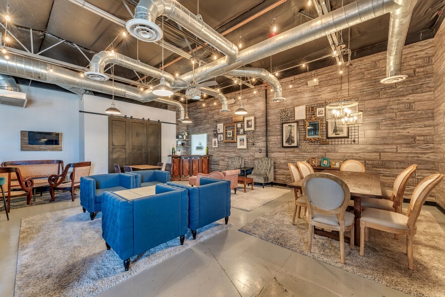 More Photos Of 9299 W Olive Ave, Peoria Light Manufacturing For Lease