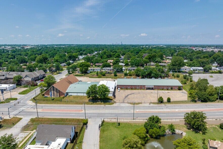 More Photos Of 280 S Memorial Dr, Tulsa Schools For Sale