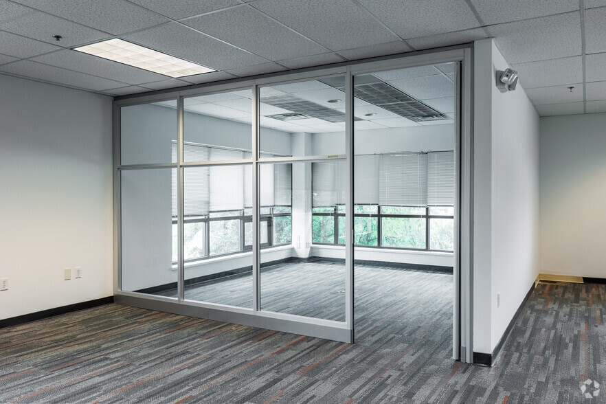 More Photos Of 855 Route 146, Clifton Park Medical For Lease