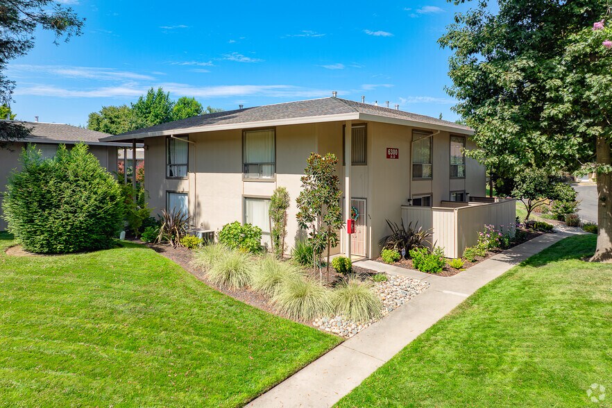 More Photos Of 6290 Fennwood Ct, Sacramento Apartments For Sale