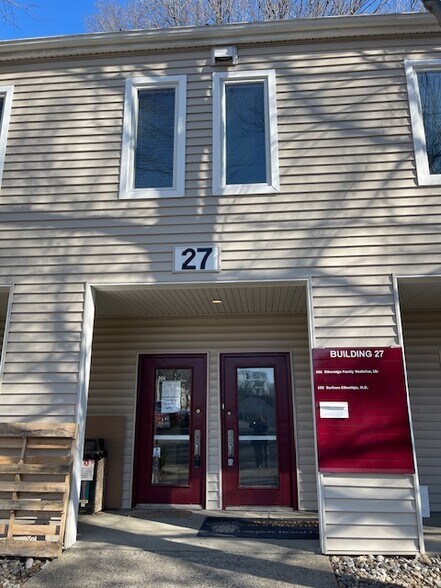 More Photos Of 27 Clyde Rd, Somerset Medical For Sale