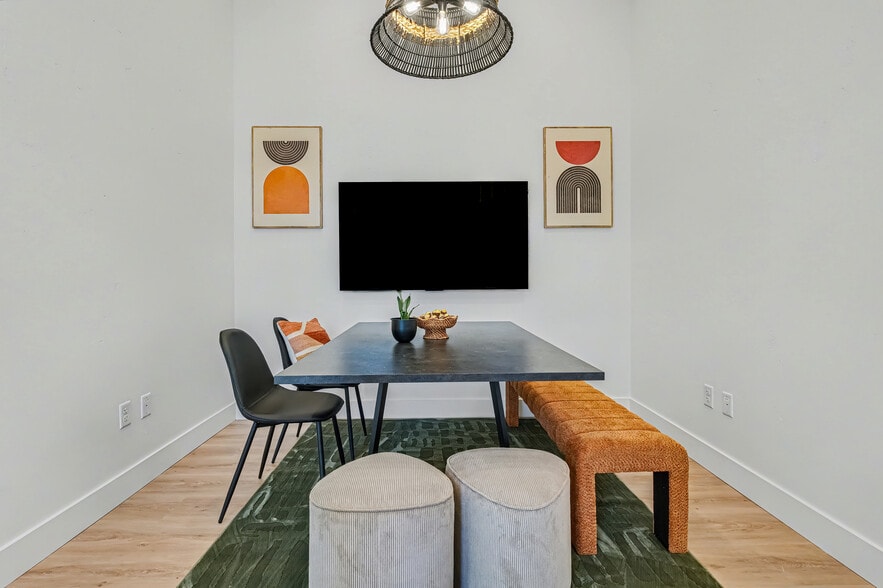 More Photos Of 3140 W Belltower Dr, Meridian Office For Lease